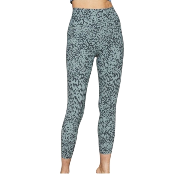 Athleta Salutation Stash Pocket 2 Printed 7/8 Tights Pockets Size 1X - Picture 1 of 9